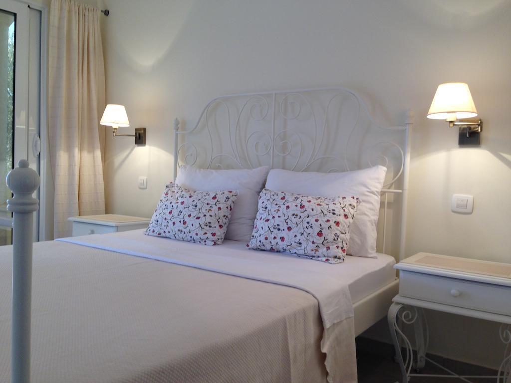 Guest House Sea Breeze Sveti Stefan Pokoj fotografie