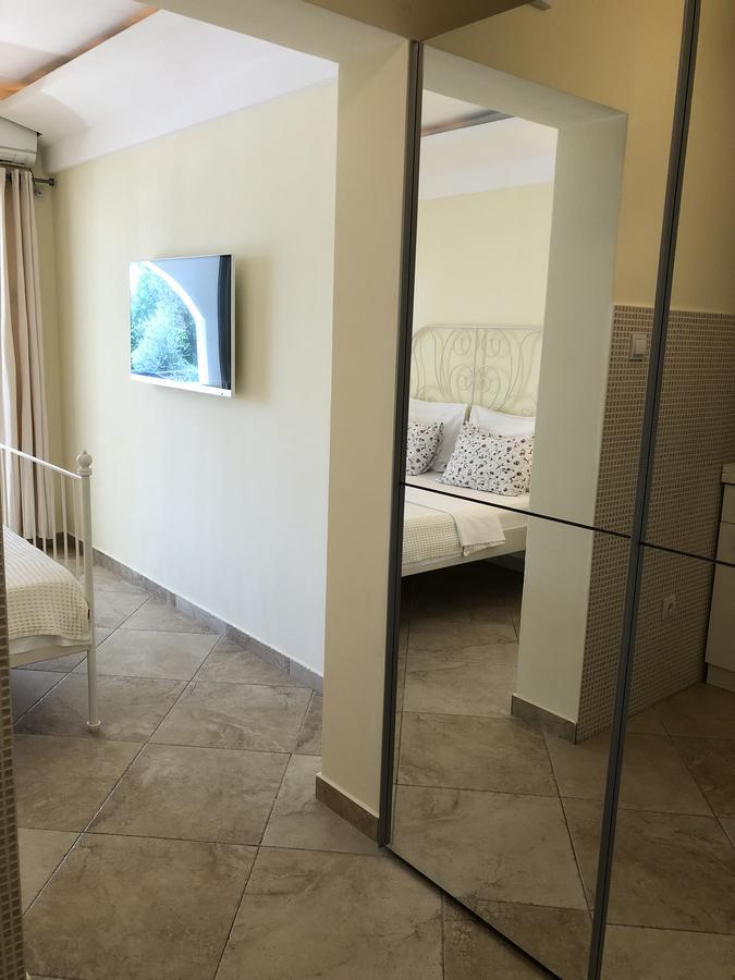 Guest House Sea Breeze Sveti Stefan Exteriér fotografie